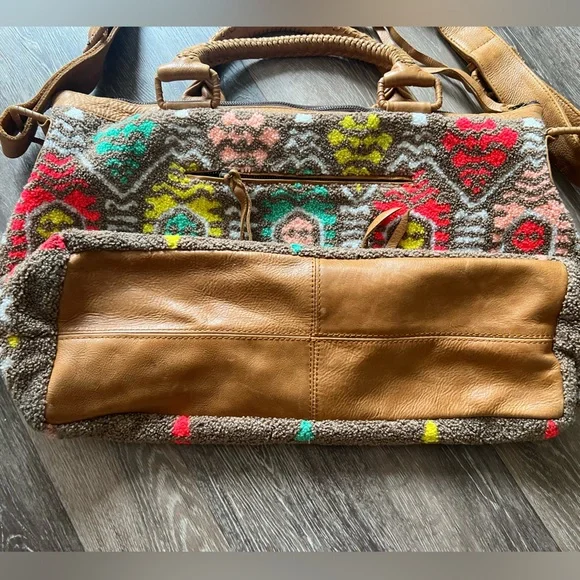 Cleobella Boho Aztec Weekender Bag - Picture 3 of 6
